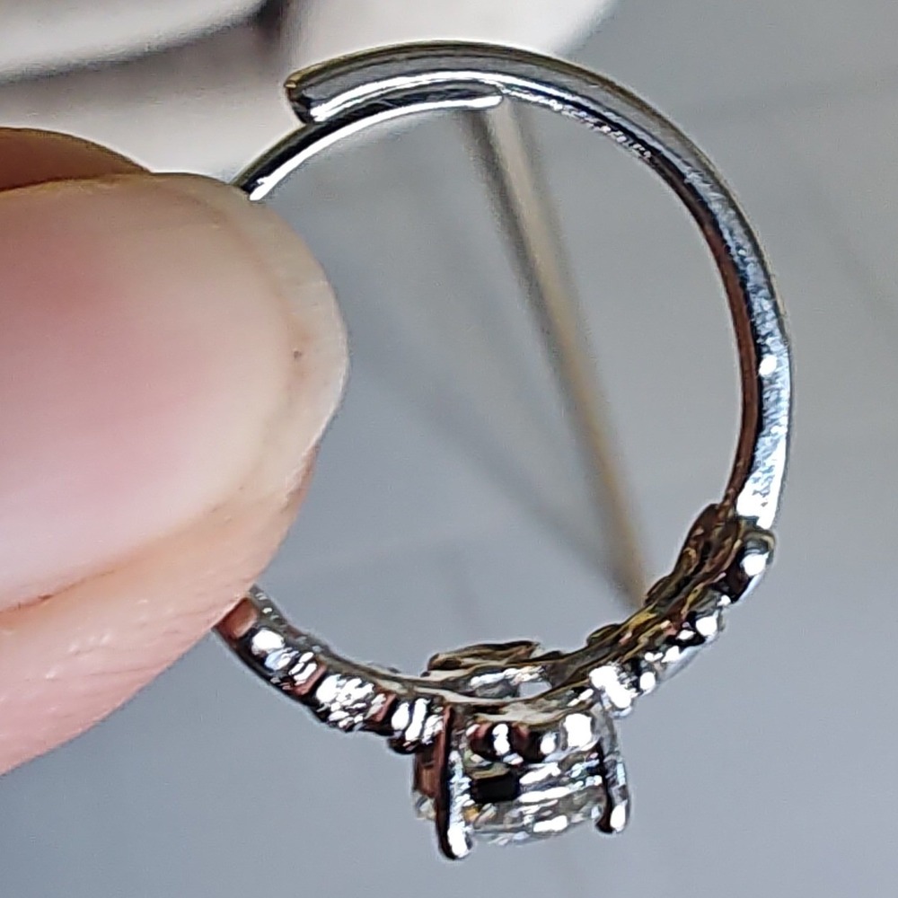 Solitaire Ring Fleur De Lis Silver Tone Adjustable Clear Stone Round Cut Ornate - Picture 3 of 3
